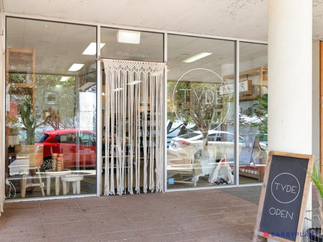 Retail for rent in Cowes, Victoria
