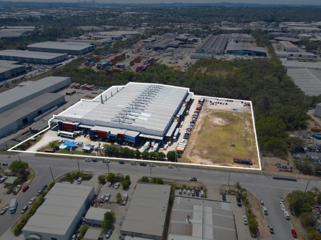 Warehouse for rent in Toombul, Queensland