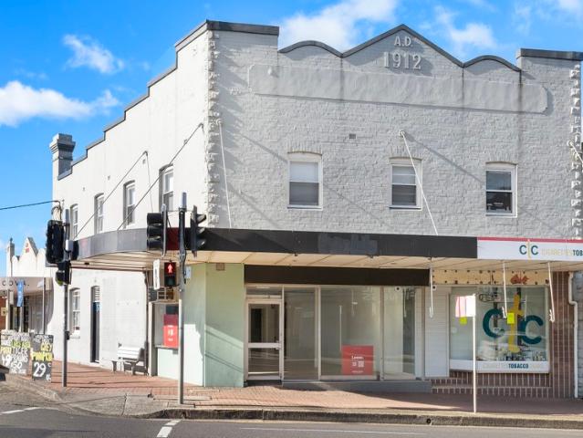 Retail for rent in Wollongong West, New South Wales