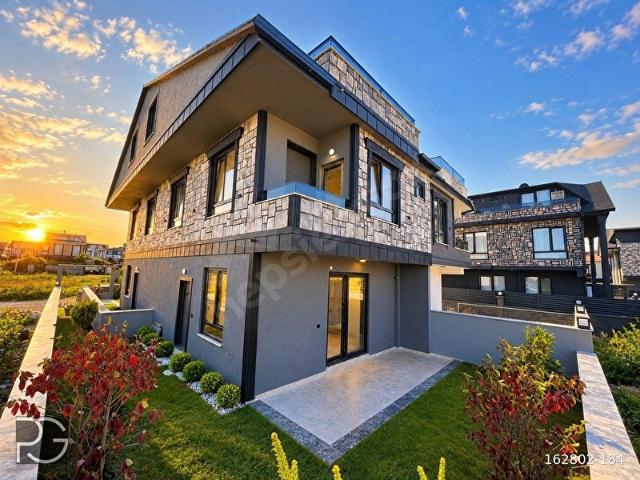 Alandere Mahallesi, Kocaali içerisinde satılık Villa