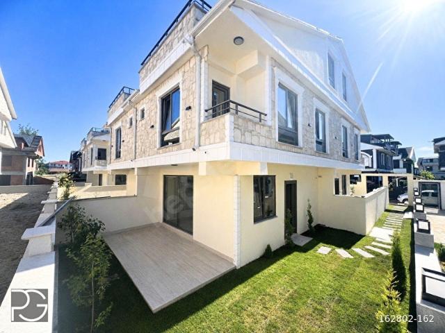 Kocaali, Sakarya içerisinde satılık Villa