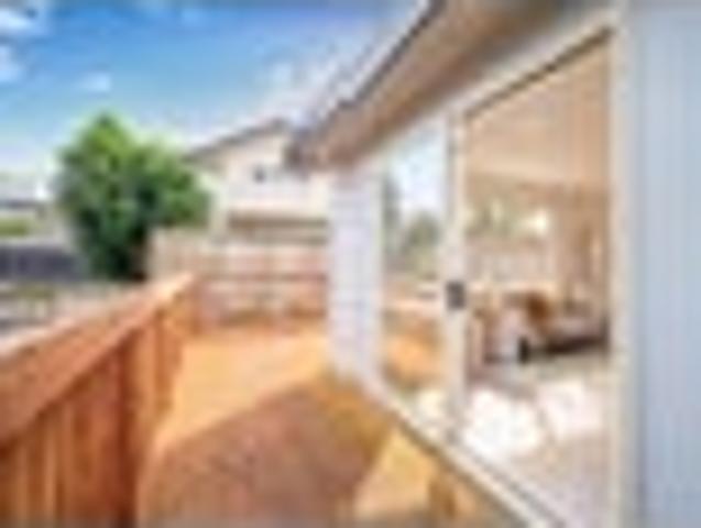 House for sale in Paremoremo, Oroua County