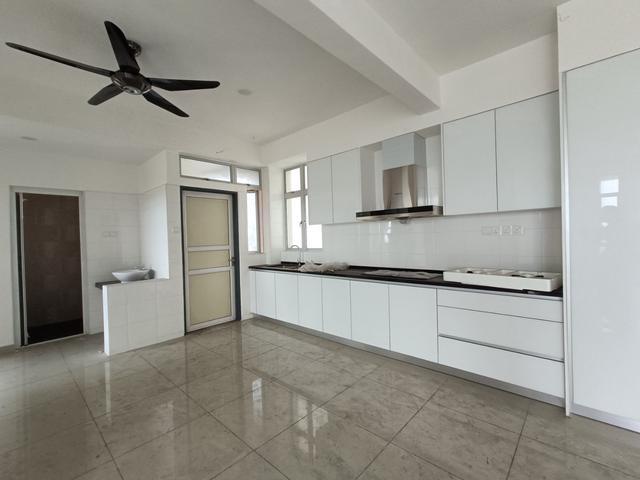 Condominium for sale in Wellesley, Penang