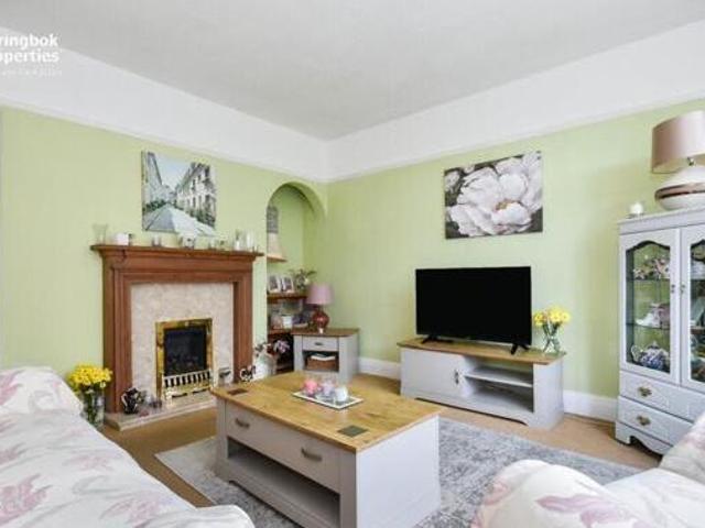 House for sale in Simmondley, Charlesworth