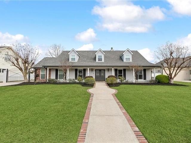 House for sale in Belle Chasse