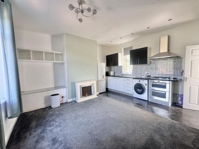 House for rent in Batley, West Yorkshire