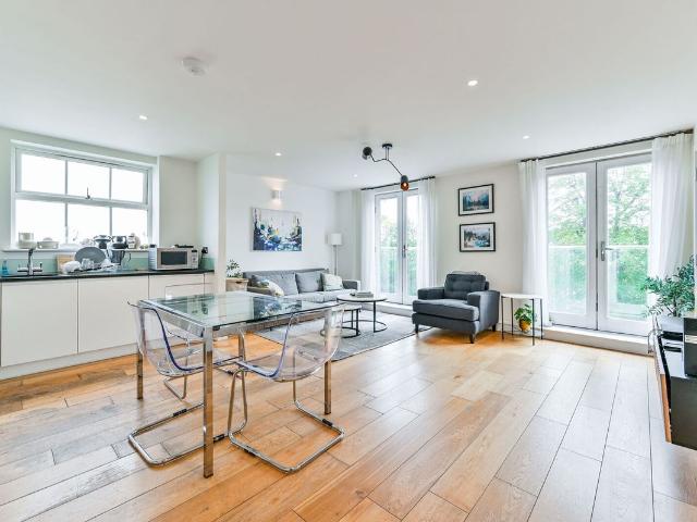 Apartment for rent in Primrose Hill, Greater London