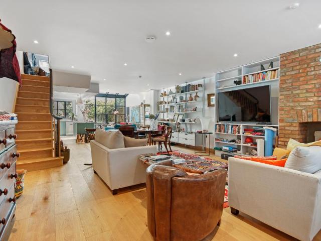 Apartment for rent in Chalk Farm, Primrose Hill