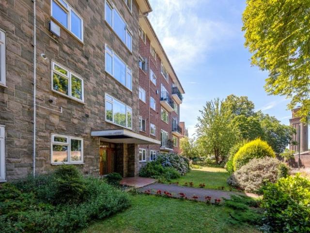 House for rent in Kew, Greater London
