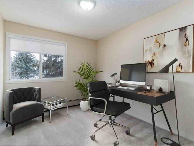 Apartment for rent in Wedgewood, Alberta