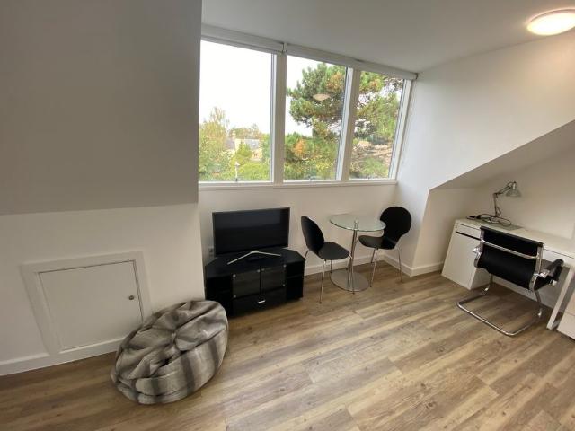 Studio for rent in Cambridge, Cambridgeshire and Peterborough
