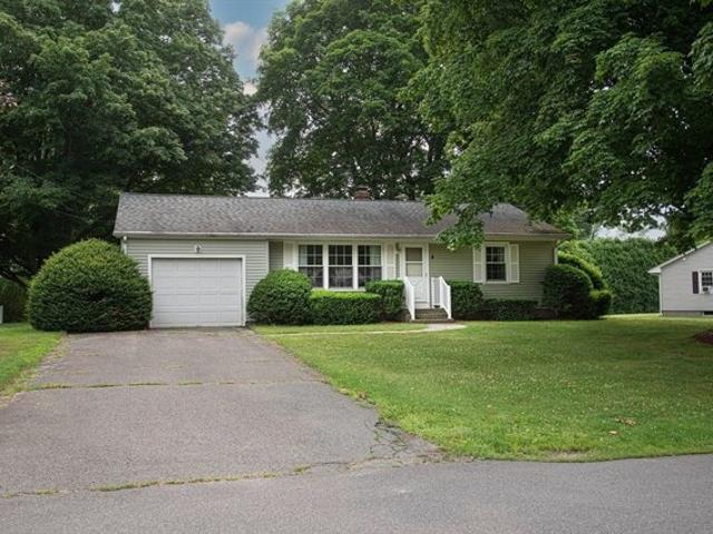 House for sale in Hatfield, Massachusetts