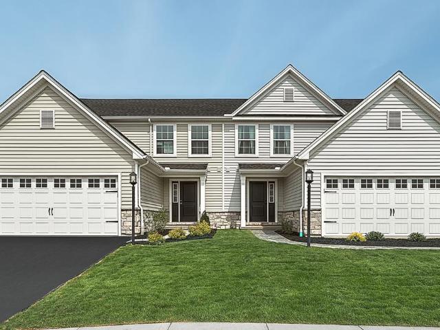 Townhouse for sale in New Buffalo, Pennsylvania
