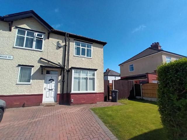 House for rent in Holme Slack, Preston