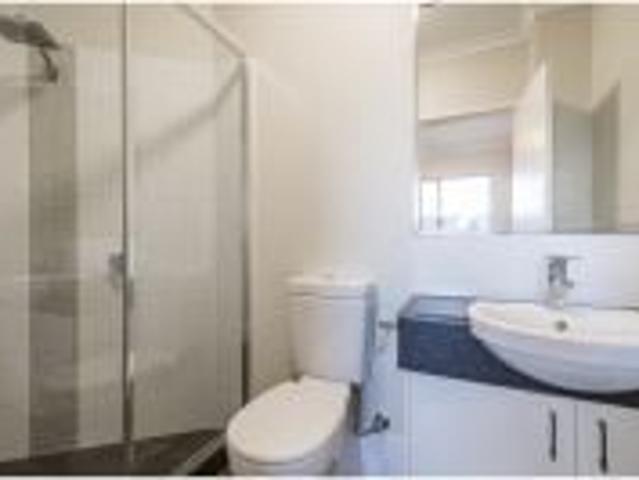 Apartment for rent in Cloverdale, Western Australia