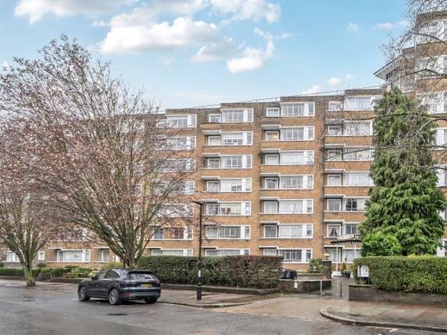 Apartment for rent in St. John's Wood, Greater London
