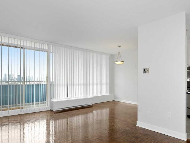 Apartment for rent in Toronto, Ontario
