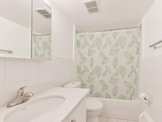 Apartment for rent in Woburn, Ontario