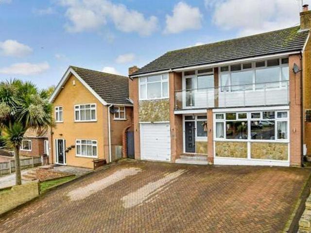 House for sale in Brompton, Gillingham