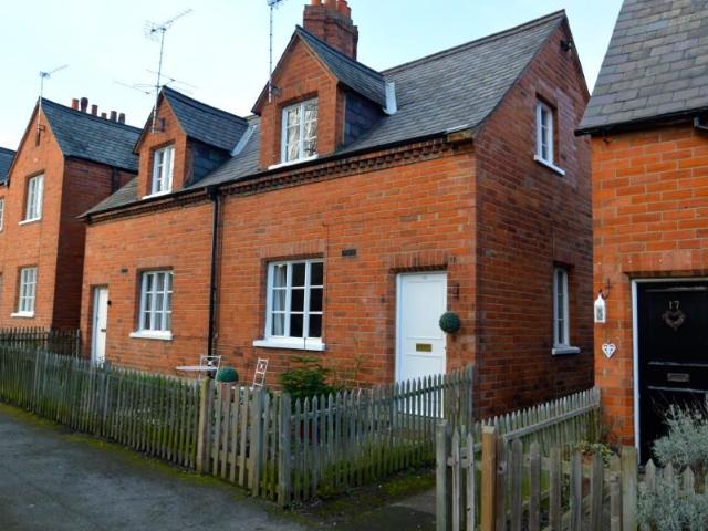 House for rent in Clewer Village, Windsor