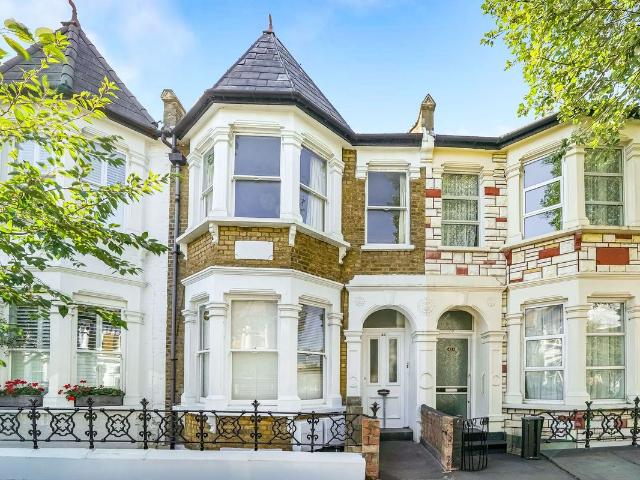 Apartment for rent in London Borough of Hackney, Greater London