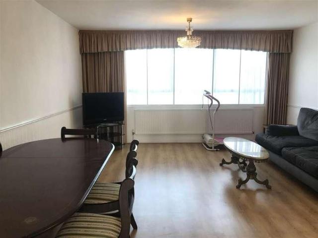 Apartment for rent in London Borough of Barnet, Greater London