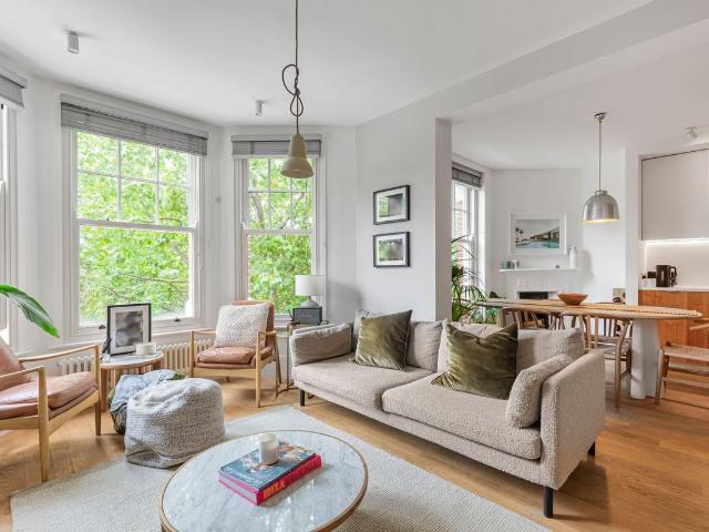 Apartment for rent in Battersea, Greater London