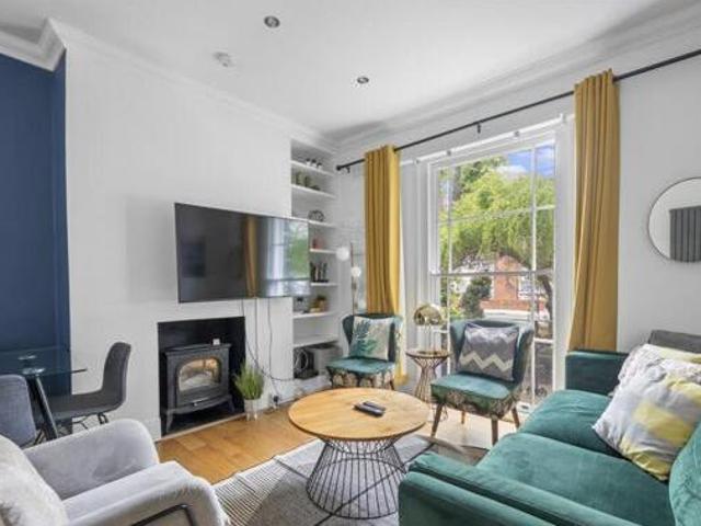 House for sale in Lyons, Greater London