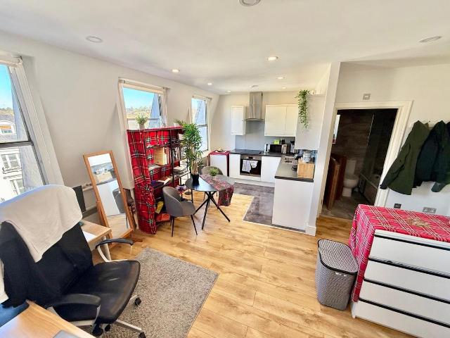 Studio for rent in East Bank, Norfolk