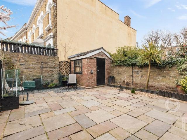 Apartment for rent in Kentish Town, Greater London