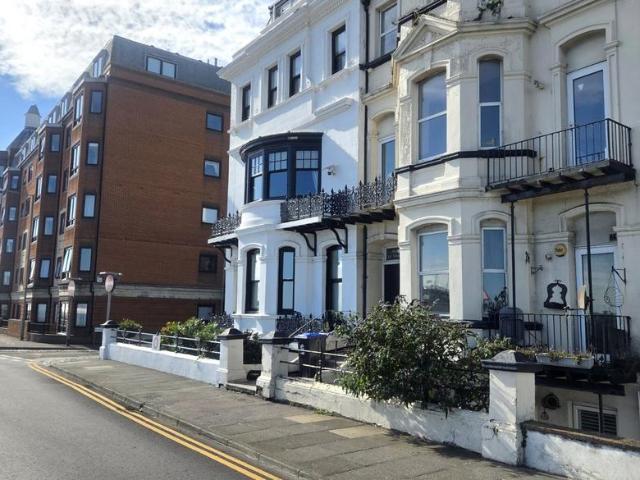 Apartment for rent in Middle Deal, Ash