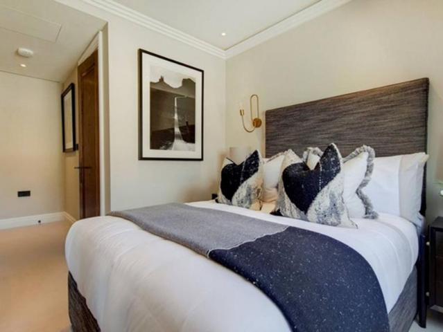 Apartment for rent in South Kensington, Greater London