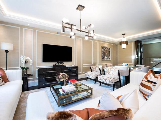 Apartment for rent in South Kensington, Greater London