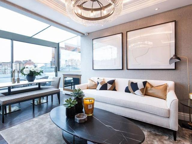 Apartment for rent in South Kensington, Greater London