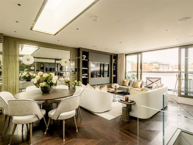 Apartment for rent in South Kensington, Greater London