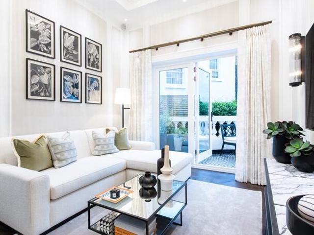 House for rent in South Kensington, Greater London