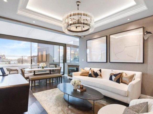House for rent in South Kensington, Greater London