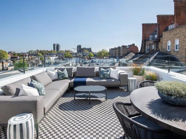 Apartment for rent in South Kensington, Greater London