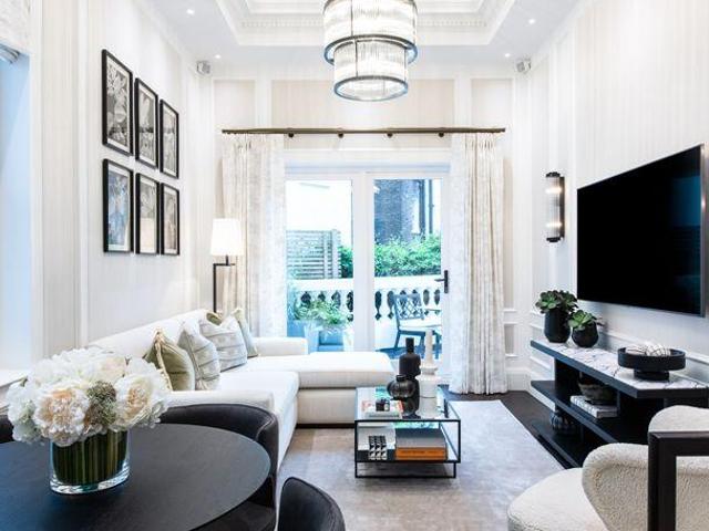 Apartment for rent in South Kensington, Greater London