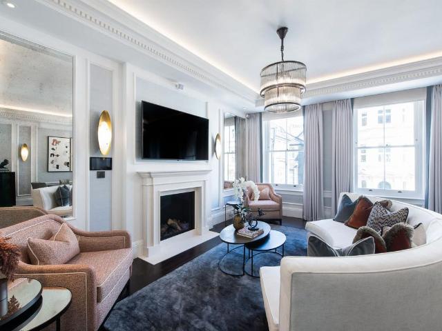 Apartment for rent in South Kensington, Greater London