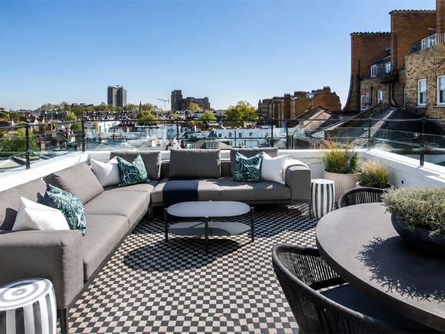 Apartment for rent in South Kensington, Greater London