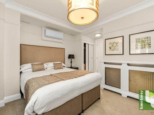 Apartment for rent in South Kensington, Greater London