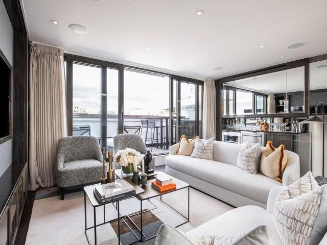 Apartment for rent in South Kensington, Greater London