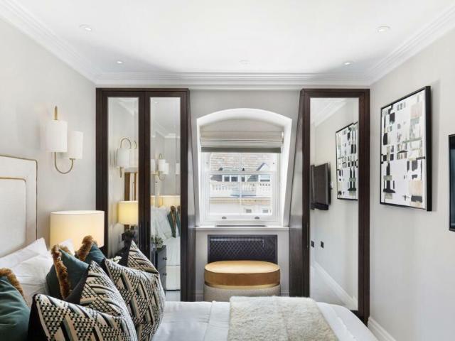 Apartment for rent in South Kensington, Greater London