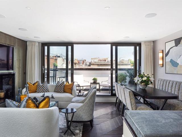 House for rent in South Kensington, Greater London