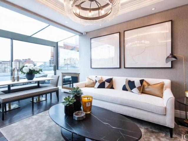 House for rent in South Kensington, Greater London