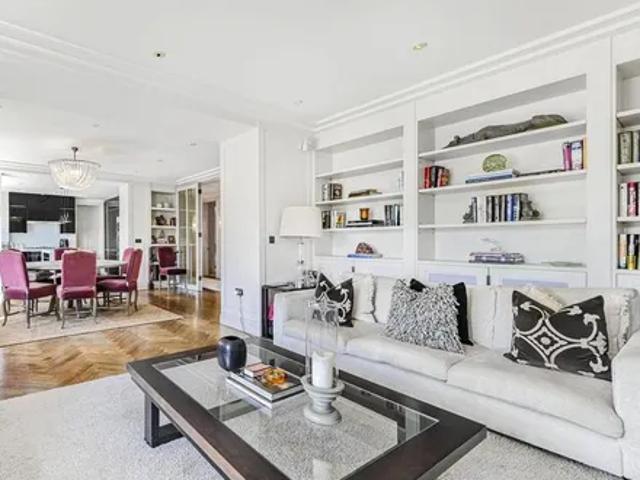 Apartment for rent in St. John's Wood, Greater London
