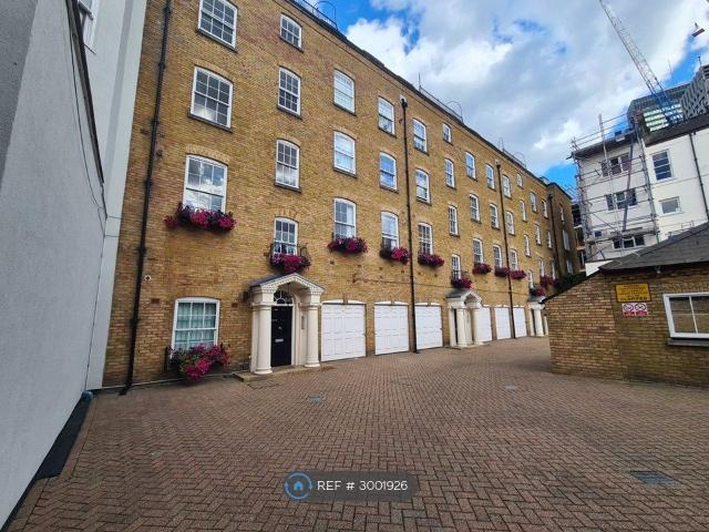 House for rent in Fitzrovia, Greater London