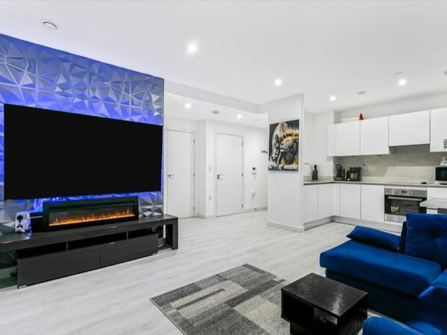 Apartment for rent in London Borough of Hounslow, Greater London