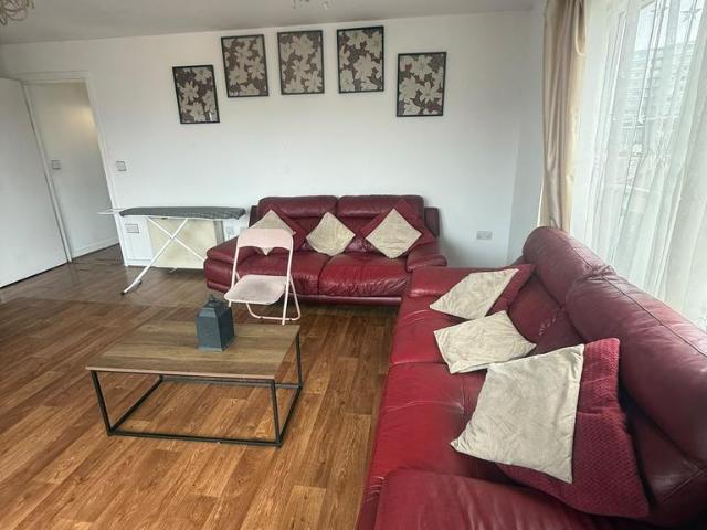 Apartment for rent in London Borough of Hounslow, Greater London